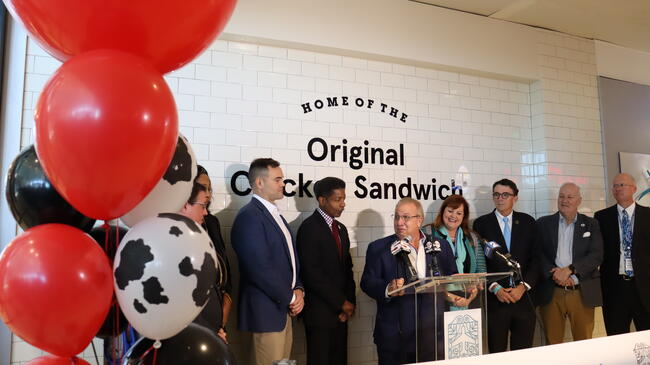 Chick-fil-A ribbon cutting_Hudson_Charleston International Airport