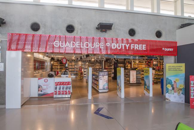 dufry-guadeloupedutyfree_store_1.jpg