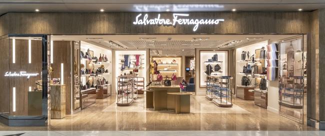 dufry_and_salvatore_ferragamo_in_partnership_unveil_hong_kong_international_airport_boutique_-_4.jpg