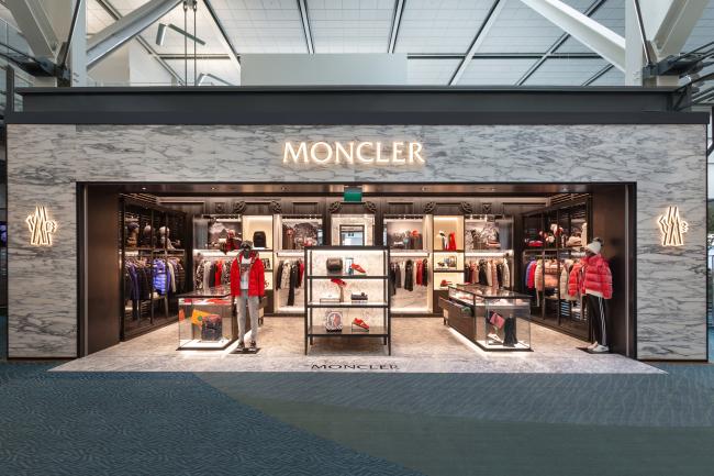 hudson_group_debuts_first_north_american_duty-free_moncler_boutique_at_vancouver_international_airport_-_dufry_-_140219_1.jpg